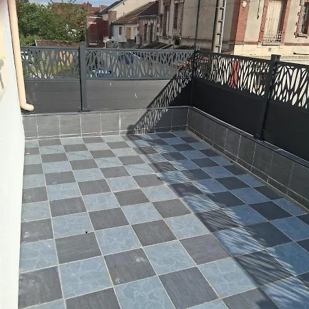 Les Jardins Secrets Apartmán Romilly-sur-Seine